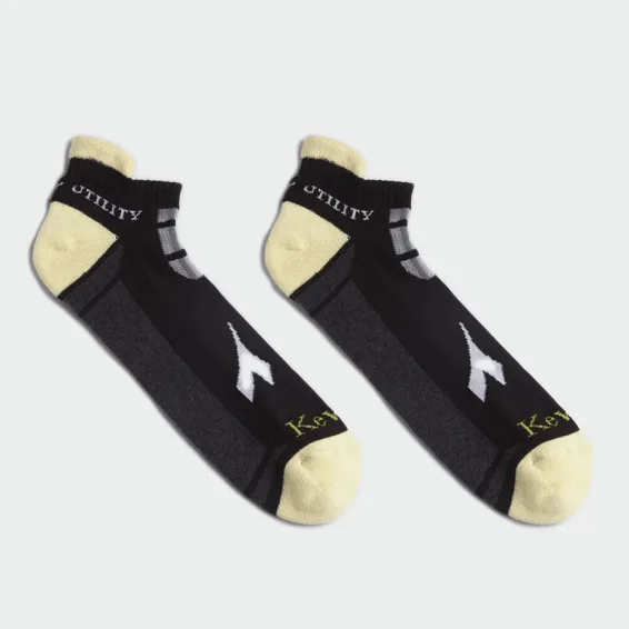Nogavice Diadora GHOST, črne barve
